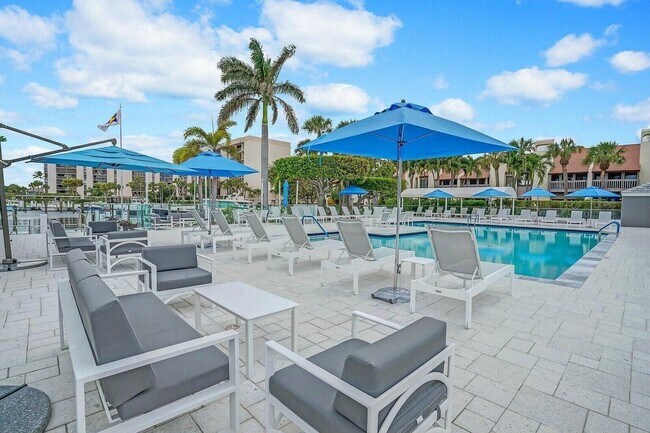 Building Photo - 2687 N Ocean Blvd