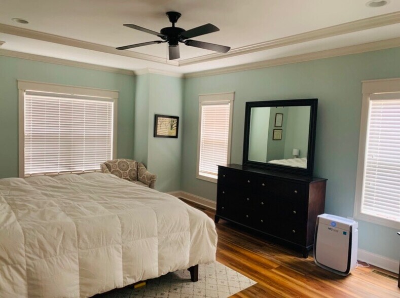 Building Photo - 712 Rookery Ln