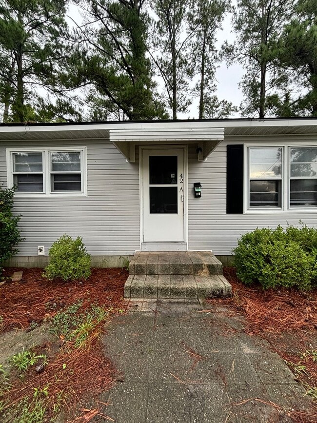 Building Photo - Sweet on Sophia