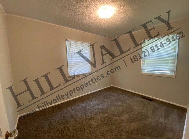 Building Photo - Two Bedroom Home