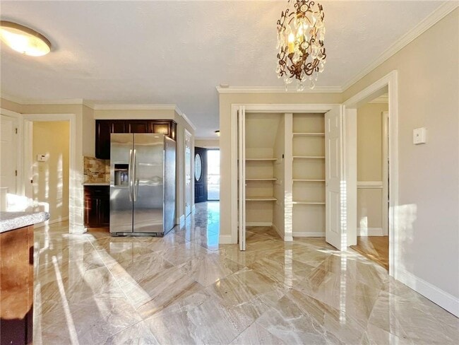 Building Photo - 2896 Landington Way NW