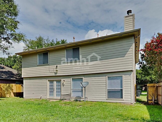 Building Photo - 12311 Claresholm Dr