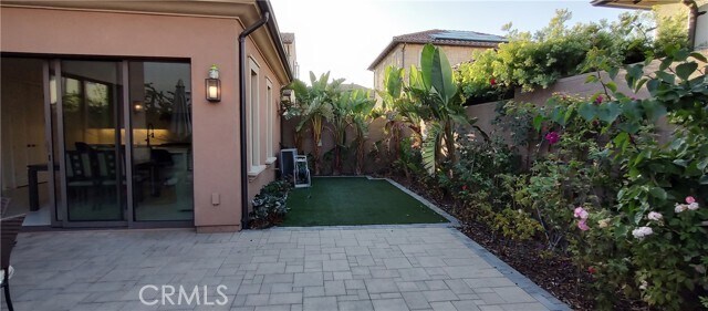 Building Photo - 188 Villa