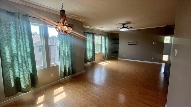 Building Photo - 7501 Shadowridge Run