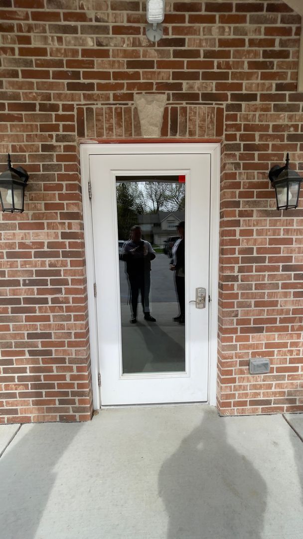 Building Photo - Ground Floor....1 Bed 1 Bath apartment