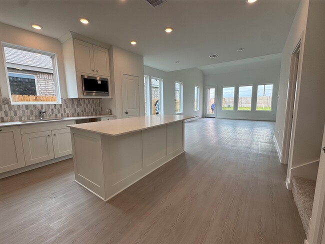 Building Photo - 6423 Green Pedal Ln