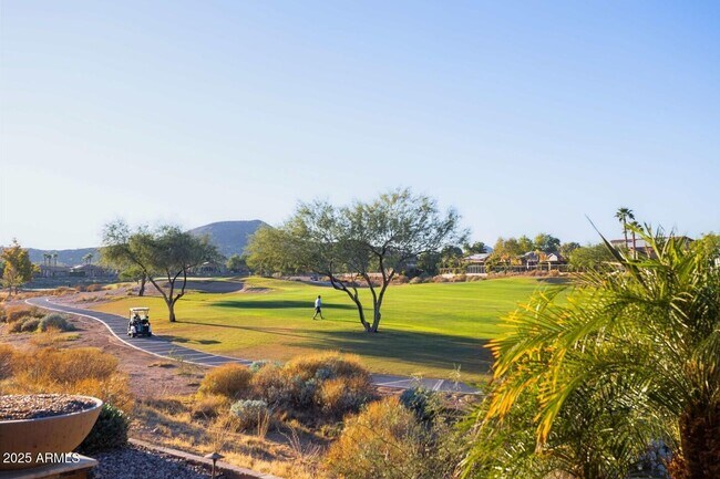 Building Photo - 29098 N Sorrento Dr