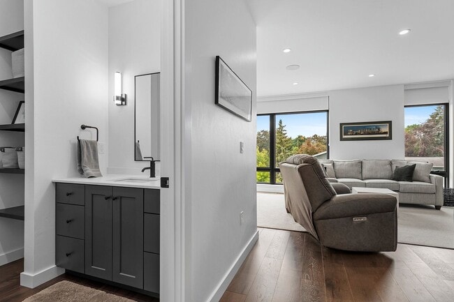 Building Photo - Luxury 3 Story Condo in Exclusive Titletown District