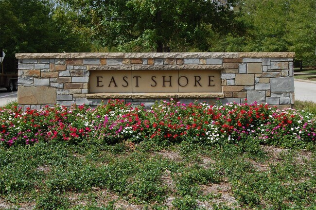 Building Photo - 15 E Breezy Way