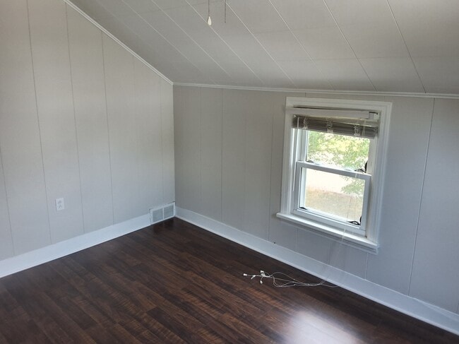 Building Photo - 5198 South St