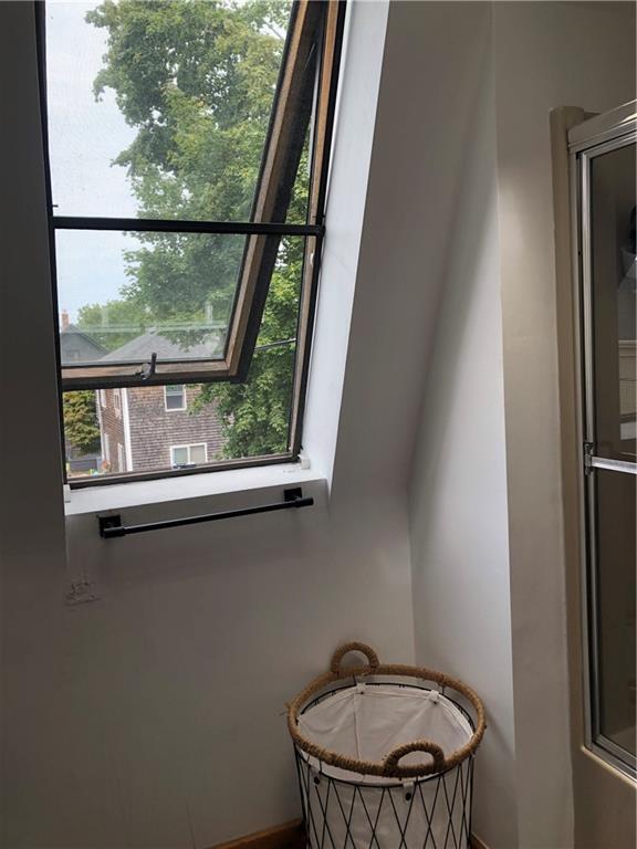 Building Photo - 45 Ayrault St