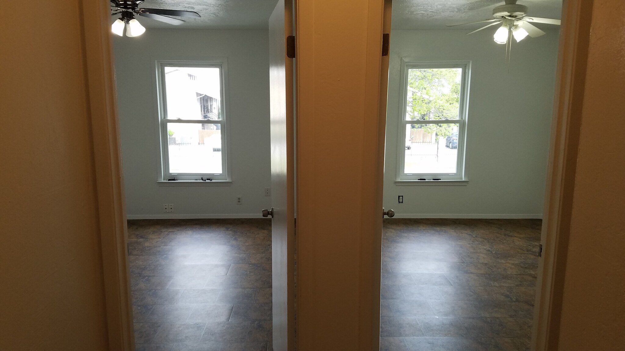 Building Photo - 8616 Putnam Dr