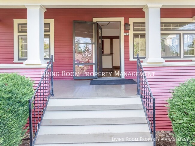 Building Photo - Craftsman Bungalow w/ Large Front Porch an...