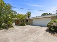 Building Photo - 460 Magellan Dr