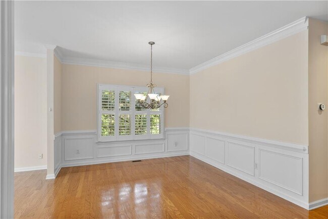 Building Photo - 1886 Greystone Oaks Way