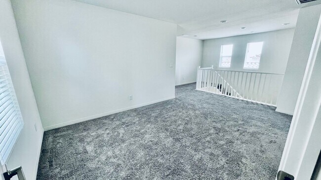 Building Photo - gated community -brand new home with 4 bed...