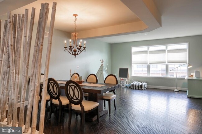 Building Photo - 5 Vista Cir