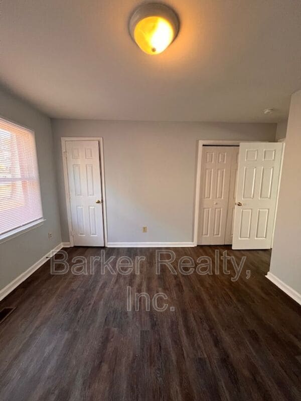 Building Photo - 2527 Ricky Cir