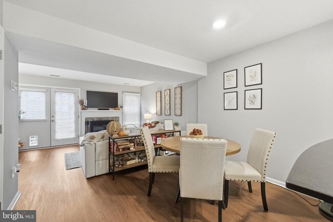 Building Photo - 2568 S Arlington Mill Dr