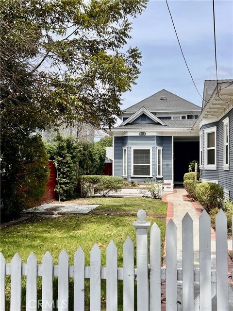 Building Photo - 129 W Palmyra Ave