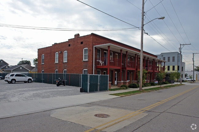 Building Photo - 1808 Cowart St
