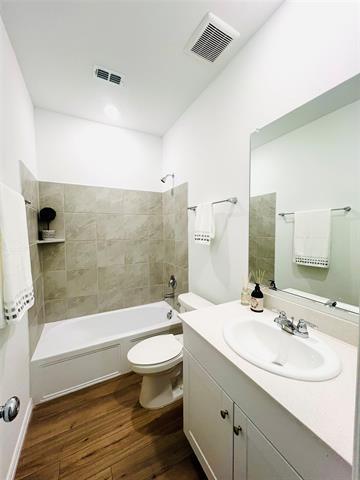 Building Photo - 1105 Misty Brk Dr