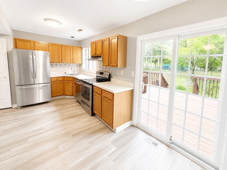 Building Photo - 739 Orley Pl