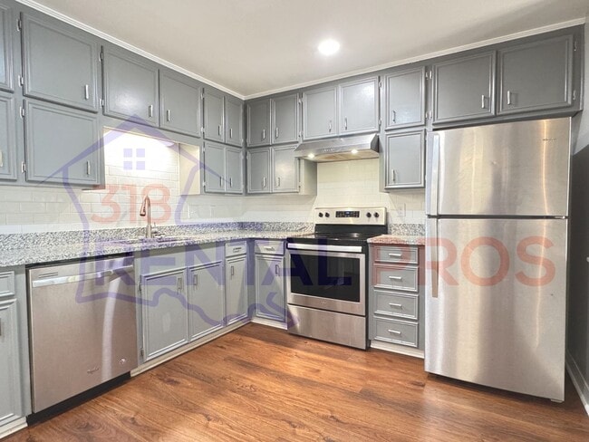 Building Photo - 2 Bed, 2 Bath Townhouse in Ruston!