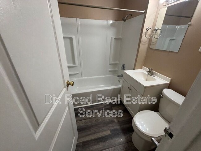 Building Photo - 4613 Nevada Ave