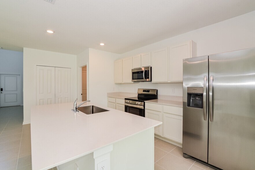 Building Photo - 4054 Old Mill Rd