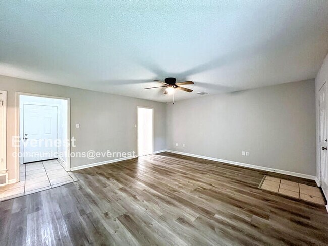 Building Photo - 8350 Greenbrook Pkwy