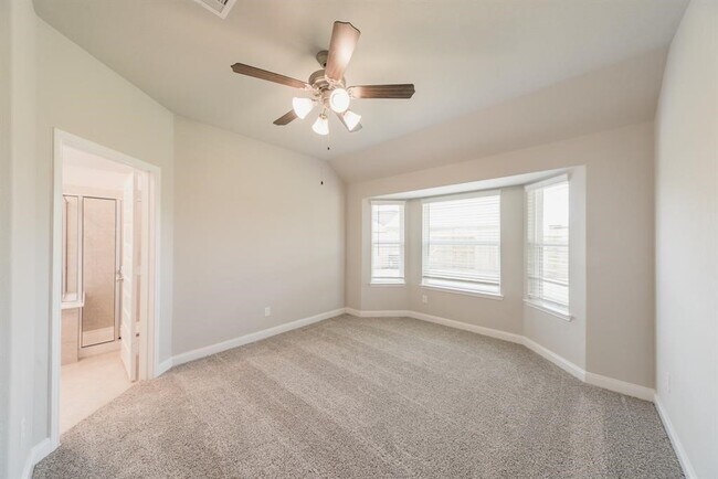 Building Photo - 11219 Victoria Hollow Trace