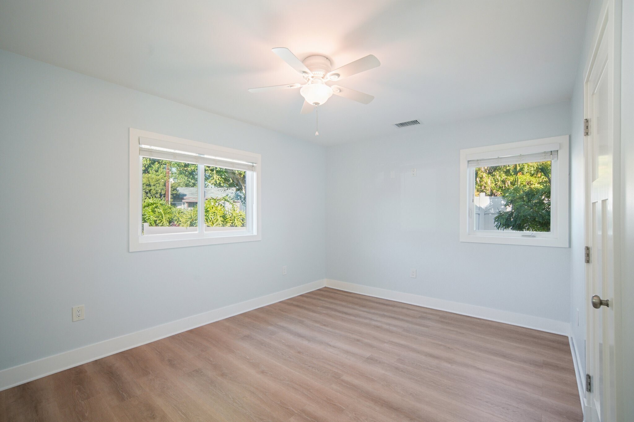 Building Photo - 1854 Homeworth Dr