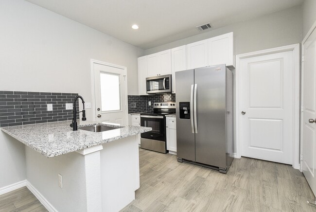 Building Photo - 16991 W Dounreay St