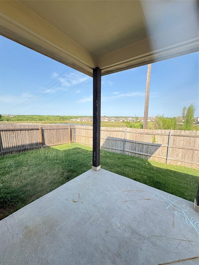 Building Photo - 13501 Coomer Path