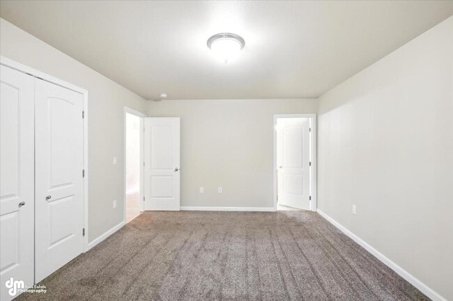 Building Photo - 4866 S Danielle St