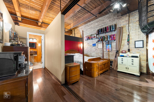 Building Photo - 540 N Lake Shore Dr