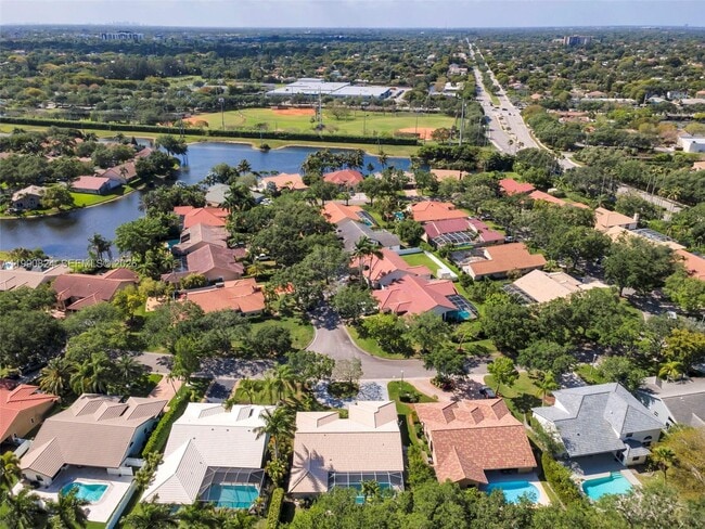 Building Photo - 10425 NW 48th Manor