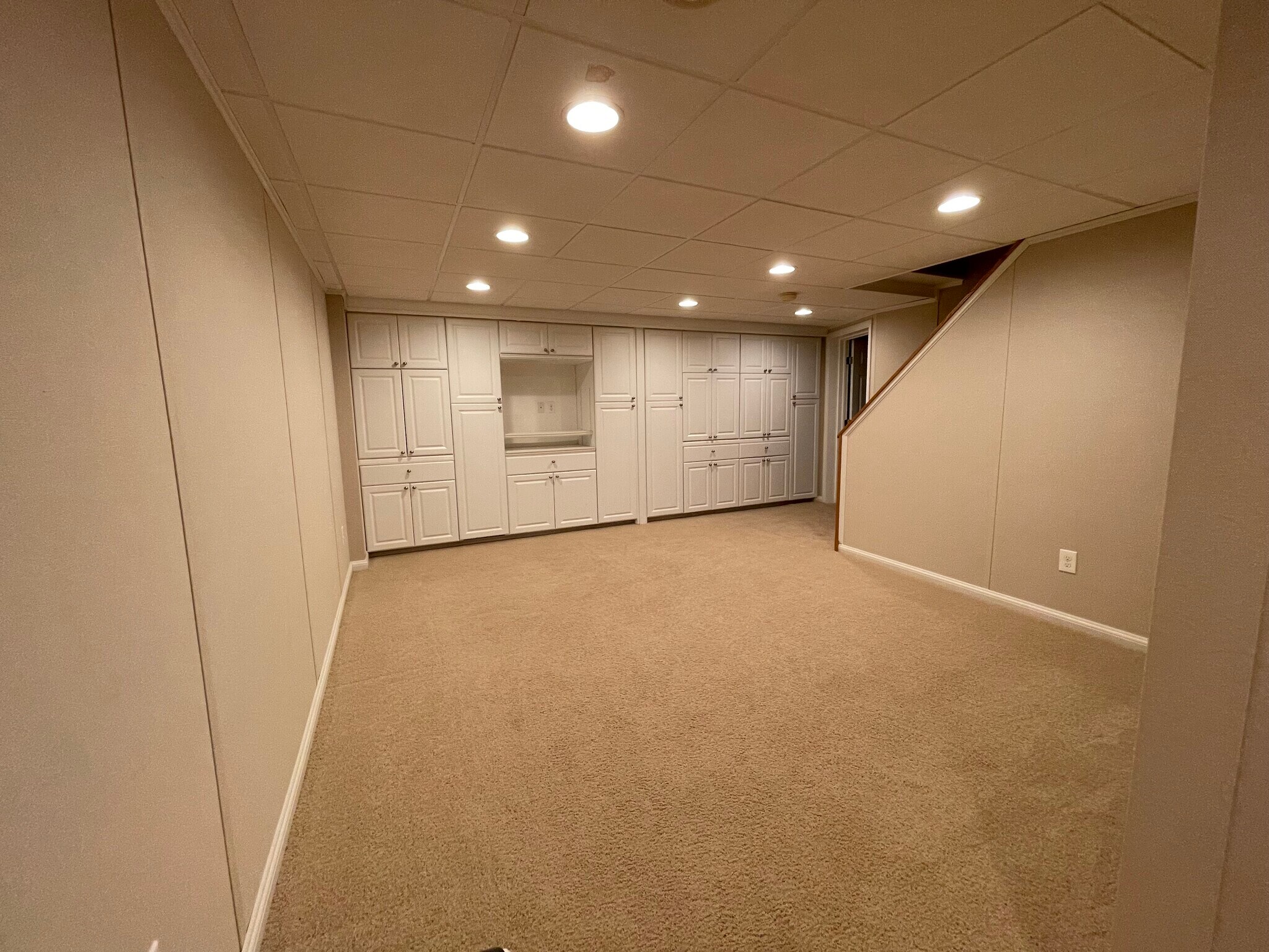 Building Photo - 6041 Holywell Dr