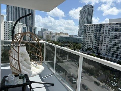 Building Photo - 3725 S Ocean Dr