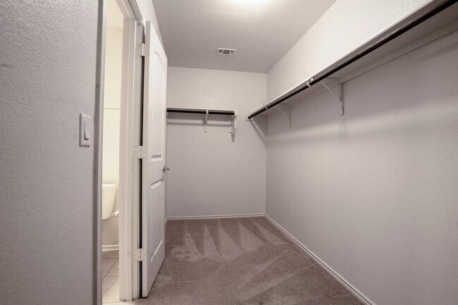 Building Photo - 10509 Abana Way