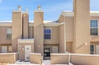 Building Photo - $1,340.95- 2 Bed, 1.5 Bath Townhome in CO Springs with Central AC and All Utilities Included