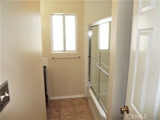 Building Photo - 545 E Vista Del Gaviota Ave