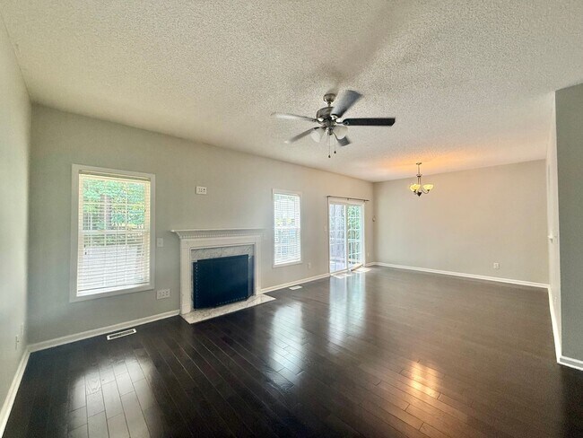 Building Photo - 2809 Alder Ridge Ln