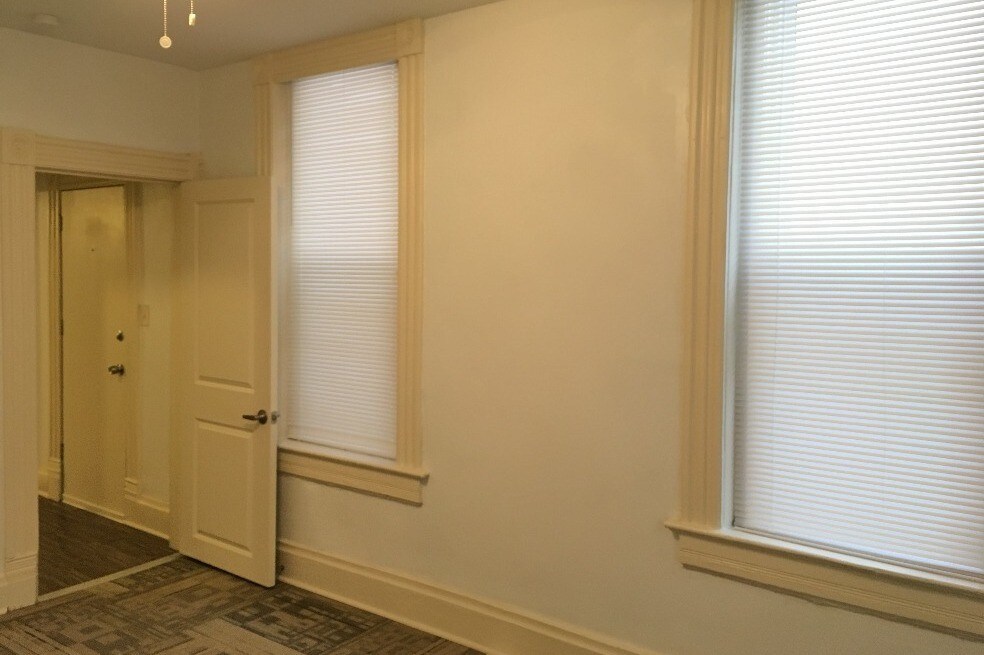 Building Photo - 126 Brooklyn Ave