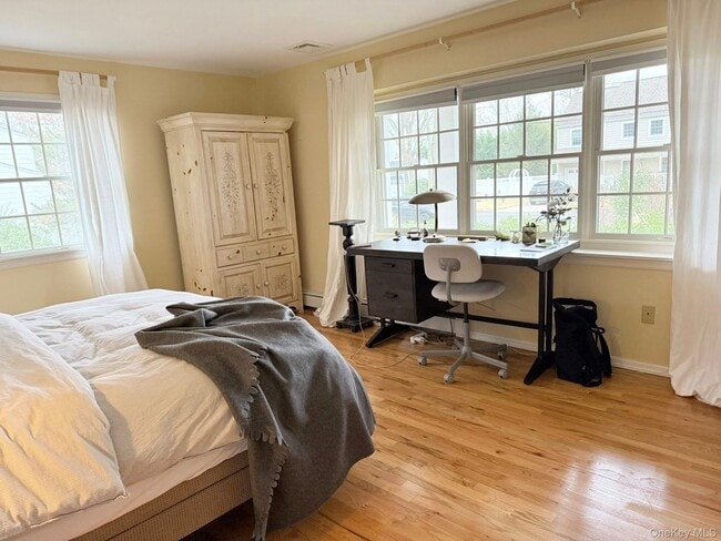 Building Photo - 86 Krispin Ln