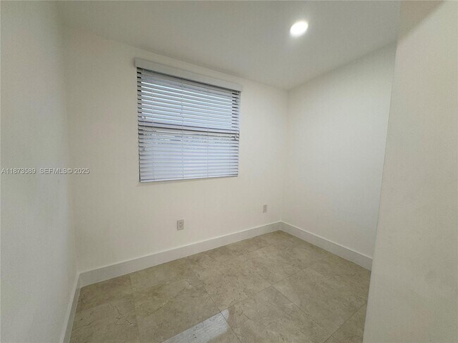 Building Photo - 3768 NE 167th St