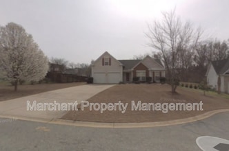 Building Photo - 113 W Okaloosa Way