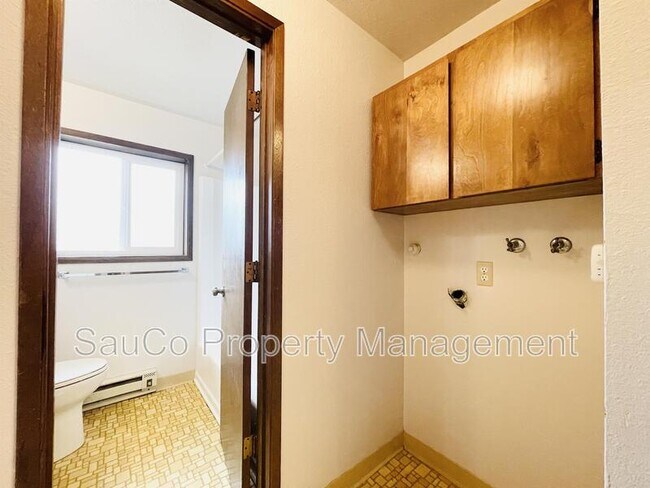 Building Photo - 1621 23rd Ave