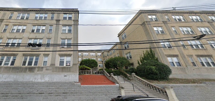 Building Photo - 20 Colborne Rd